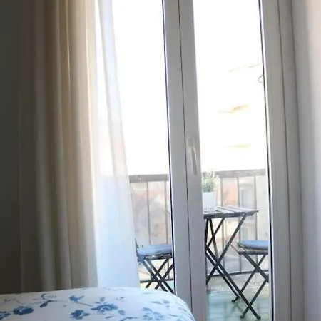 Confort 10 En Gros * San Sebastián