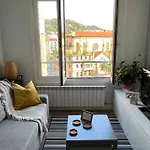 Confort 10 En Gros Апартаменты *